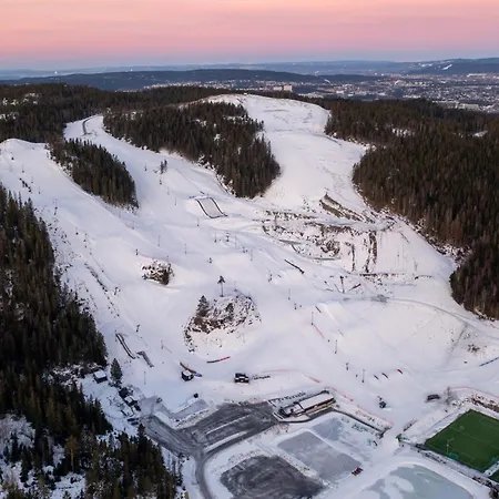 Guest Rooms, Ved * Lillestrøm