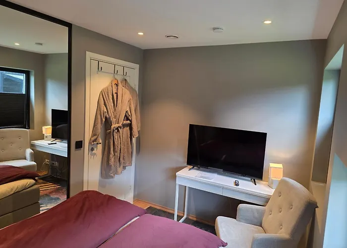 Guest Rooms, Ved * Lillestrøm